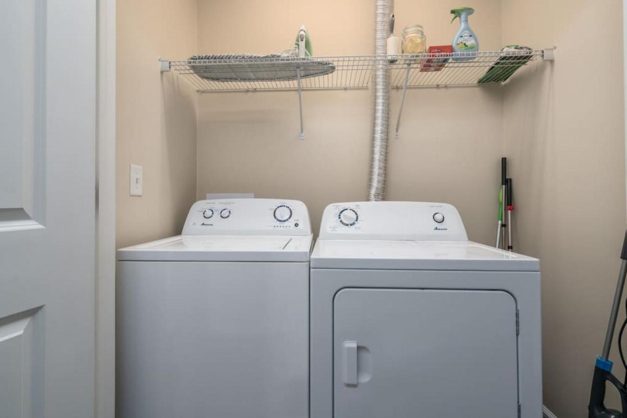 Private Bed Downtown Indy - Shared Apartment Indianapolis Bagian luar foto